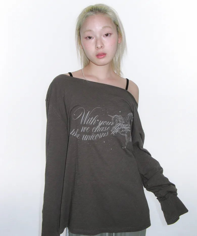 sunkissgirls's tweet image. Musinsa time sale รับถึงคืนนี้ 🏭🍺🎼
990 , 890 , 2250 , 1250