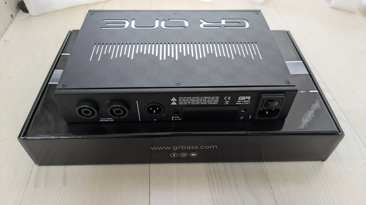 バラした GR Bass PureAmp 800 ￥99,000 ALBIT A-1 Inspire Preamp