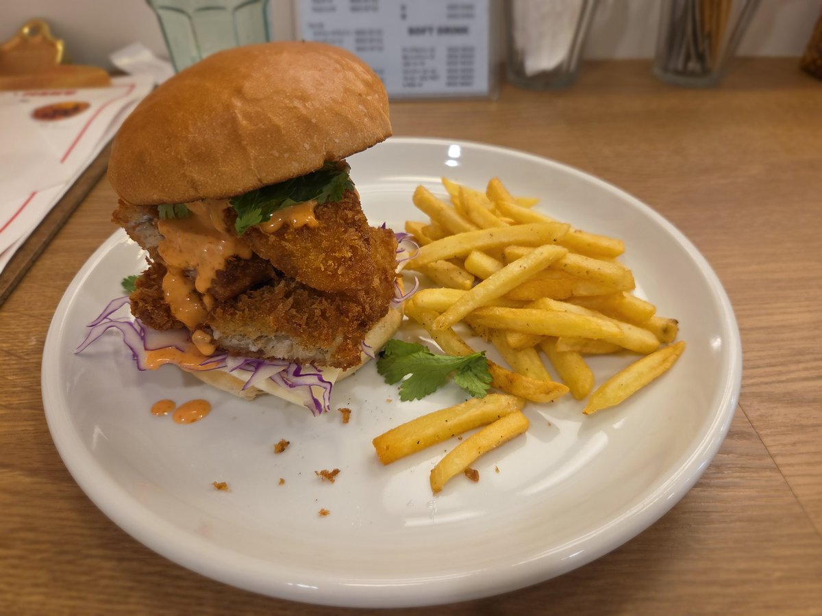 0zisan'sRed(おじさんずれっど) tweet media