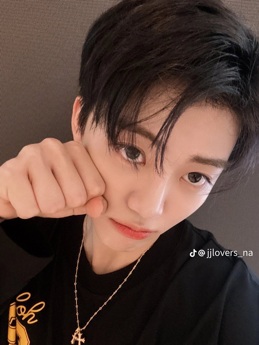 𝐌esa ★★ fb oi, gue bukan fans lu tweet media