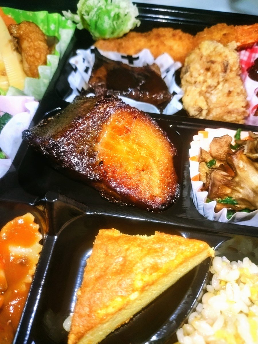 桂旅館 tweet media