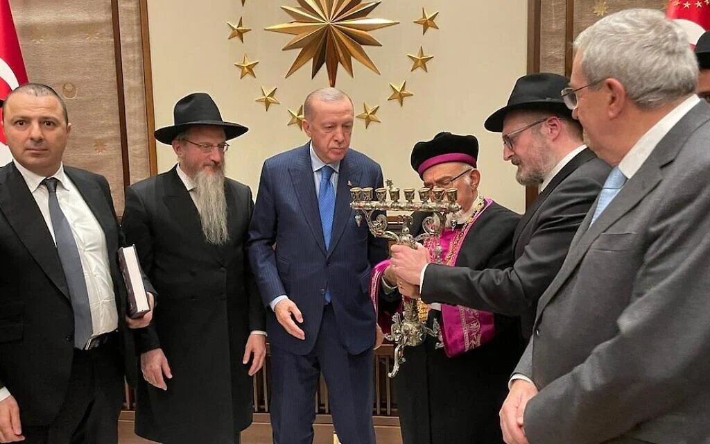 ✠ Alpha ✠ tweet media