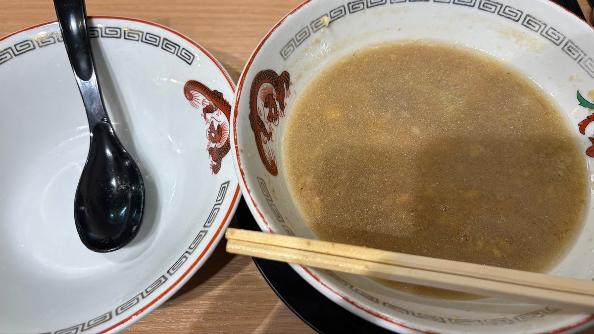 ち こ ぼ ん 🦌 tweet media