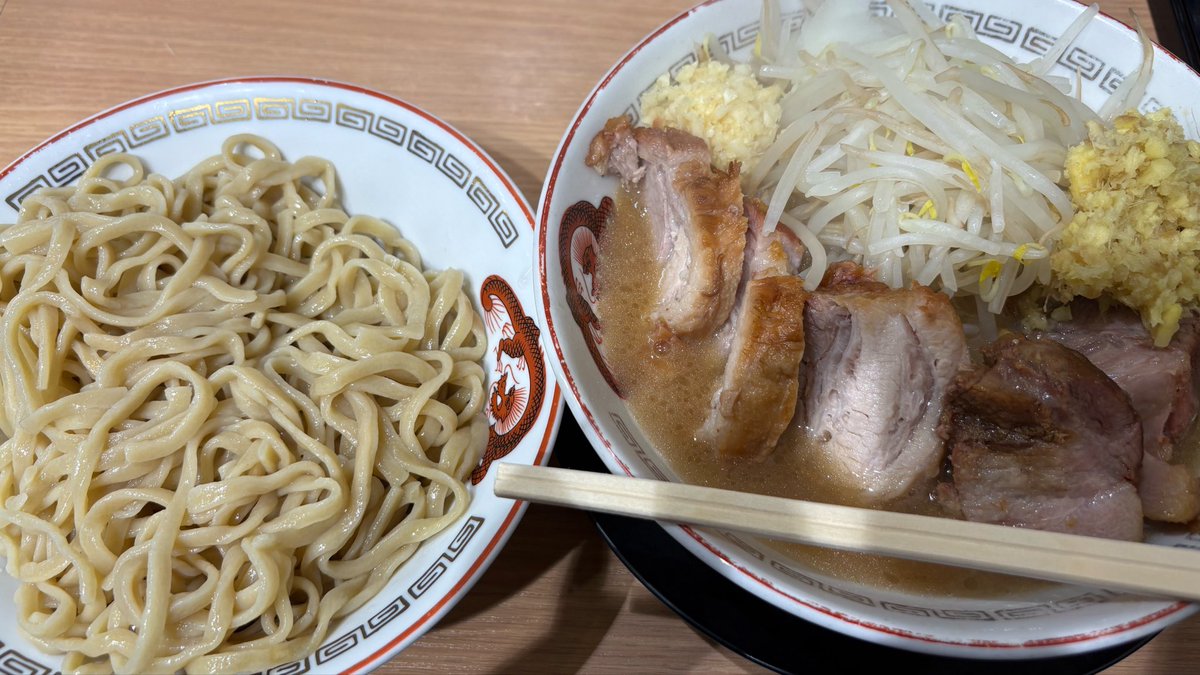 ち こ ぼ ん 🦌 tweet media