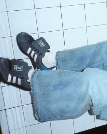 ay01051's tweet image. Pointlessjourney✕adidasくるけんサイズ悩まないように確認!種類でサイズ変わるけんSUPERSTARは24cmでいい(⁠ ⁠◜⁠‿⁠◝⁠ ⁠)⁠ZOZOMAT本当便利で助かる(⁠ ⁠◜⁠‿⁠◝⁠ ⁠)⁠前回が¥14,300だったけん今回は¥22,000くらいと予想!たのしみー