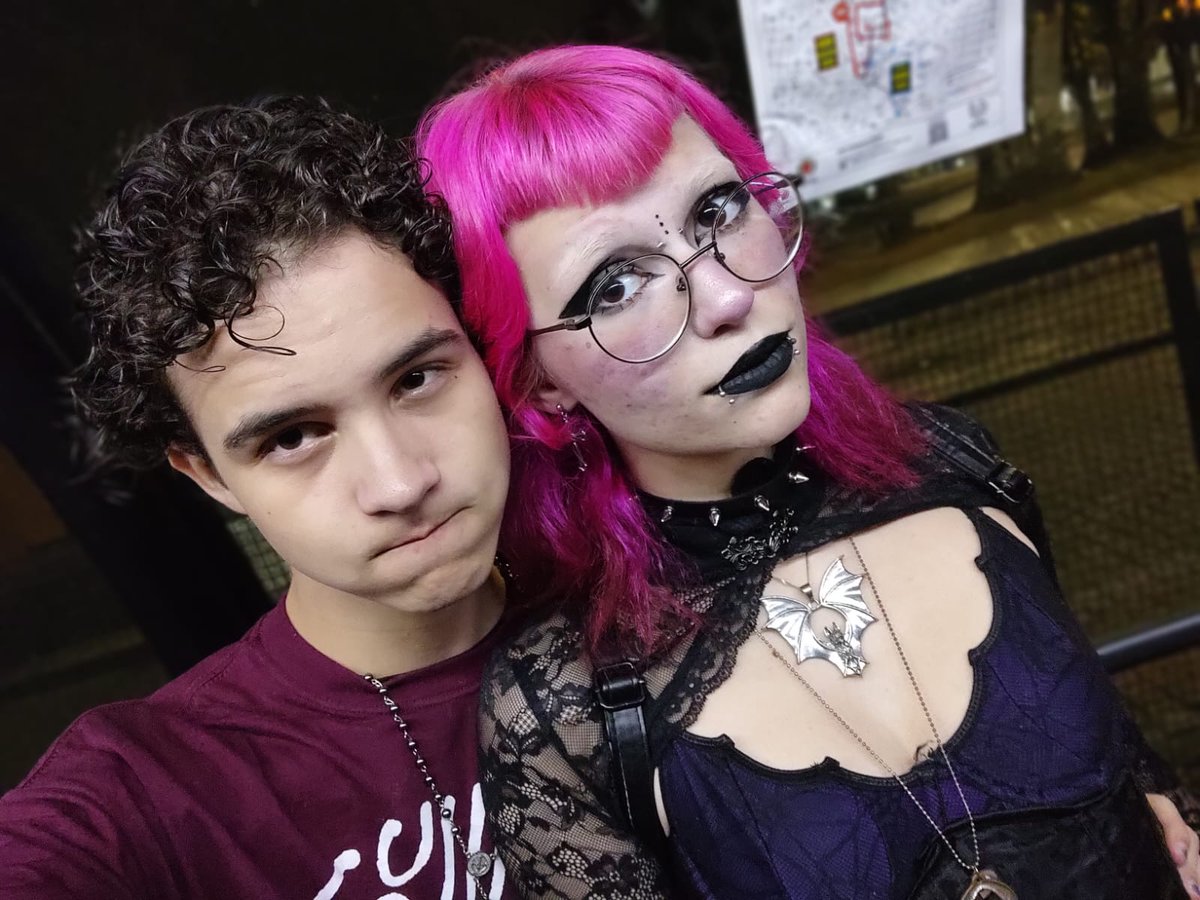 ☣ 🐇 tweet media