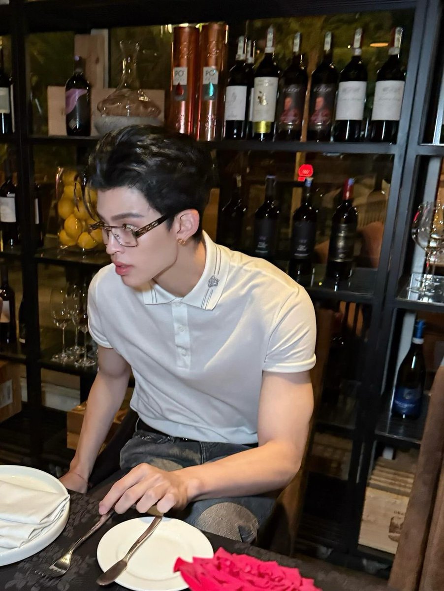 ก๊อปปี้วีนัส tweet media