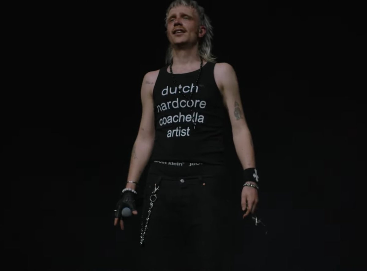 ⏾ ella tweet media