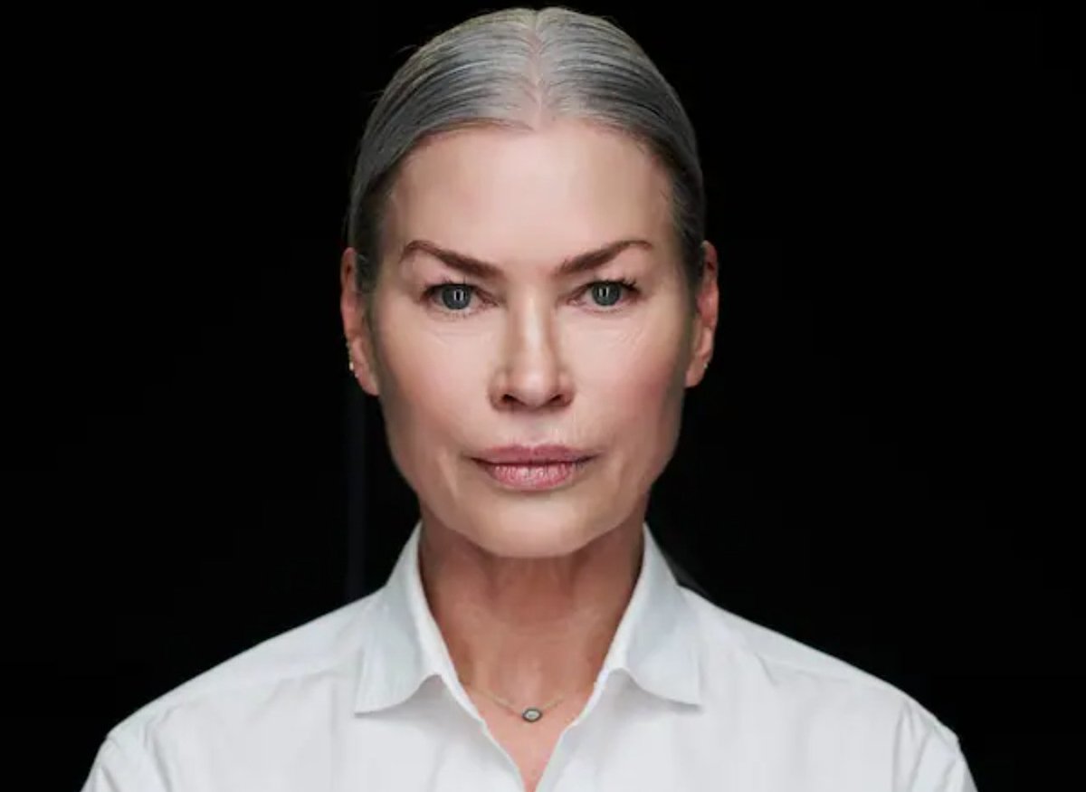 XLaBete's tweet image. Violences sexuelles
«On nous passait de prédateur en prédateur» : l’ex-top model Carré Otis appelle à mettre fin à l’impunité du monde de la #mode
liberation.fr/societe/on-nou…