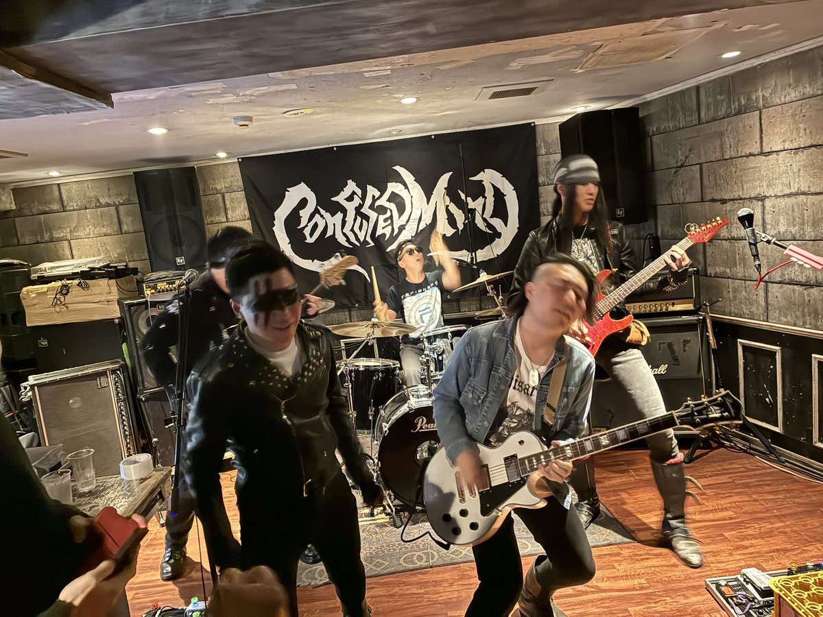 し"  ょ ~ tweet media