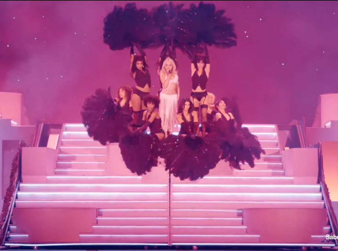 𝒔𝒐𝒍 ᡣ𐭩 tweet media