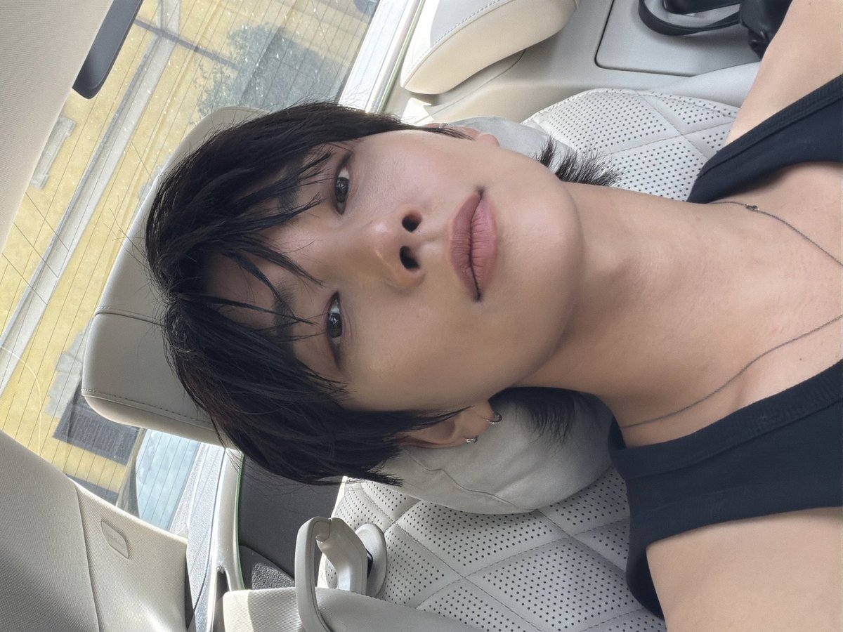 냐미 tweet media