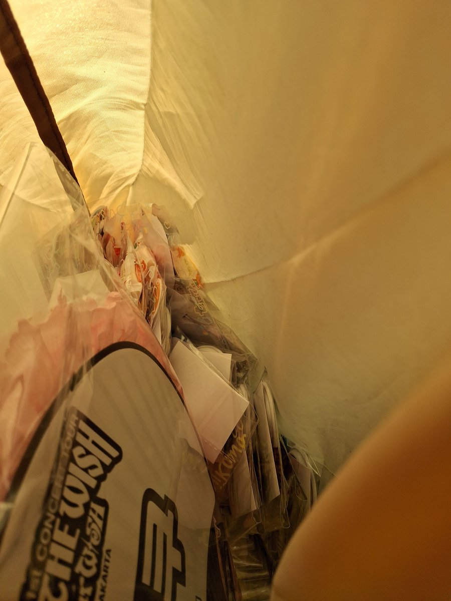 nana seeing NCT WISH tweet media