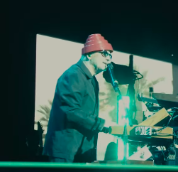 GER 💋 tweet media