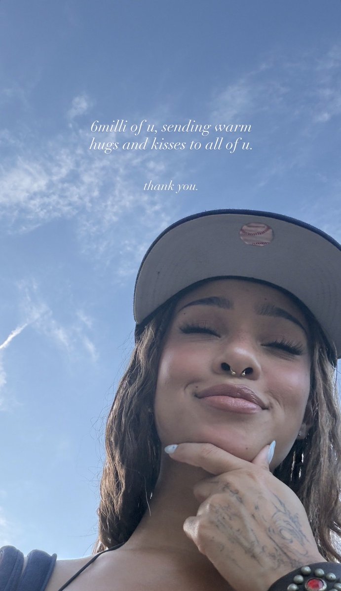 MANONBHQ's tweet image. We love you manon!!! Enjoy your day 💕 

#FreeManon
#WeLoveYouManon