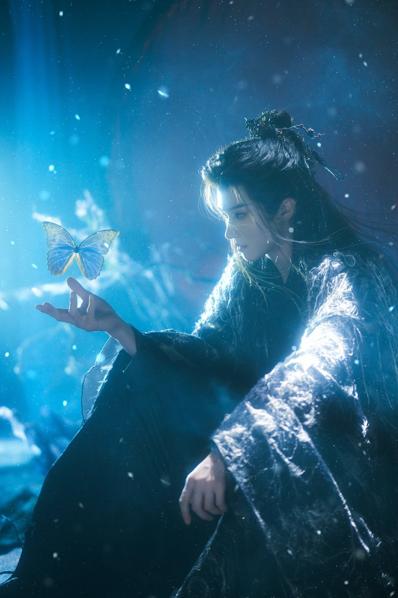 for yanan 闫桉 🗡️🦋 tweet media