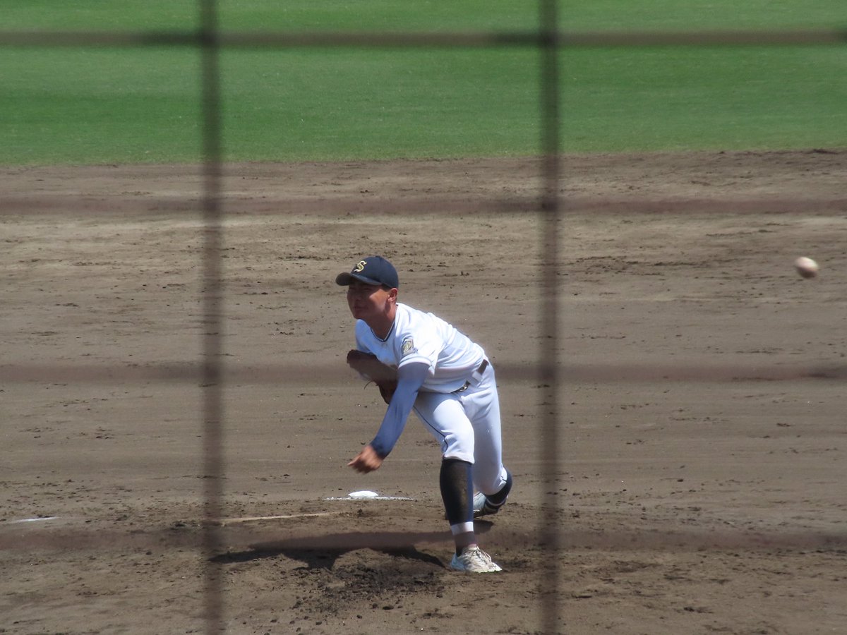 amrd_baseball's tweet photo. 相洋高校 片見瞭②
東海大相模相手に2安打完封の完璧なピッチング！打ってもフェンス直撃の2ベースを放つなど、素晴らしい活躍でした https://t.co/BXiuyjeIre