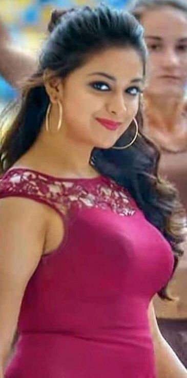 xxxte134's tweet photo. Vintage Keerthy Paal pocket 🤤📈💦

Waatha dress kilichu vittu kasaki edukanum 🔥🥵🍌💦

#KeerthySuresh #KeerthySureshhot #keerthy #keerthiSuresh https://t.co/4OtKP8p0HC