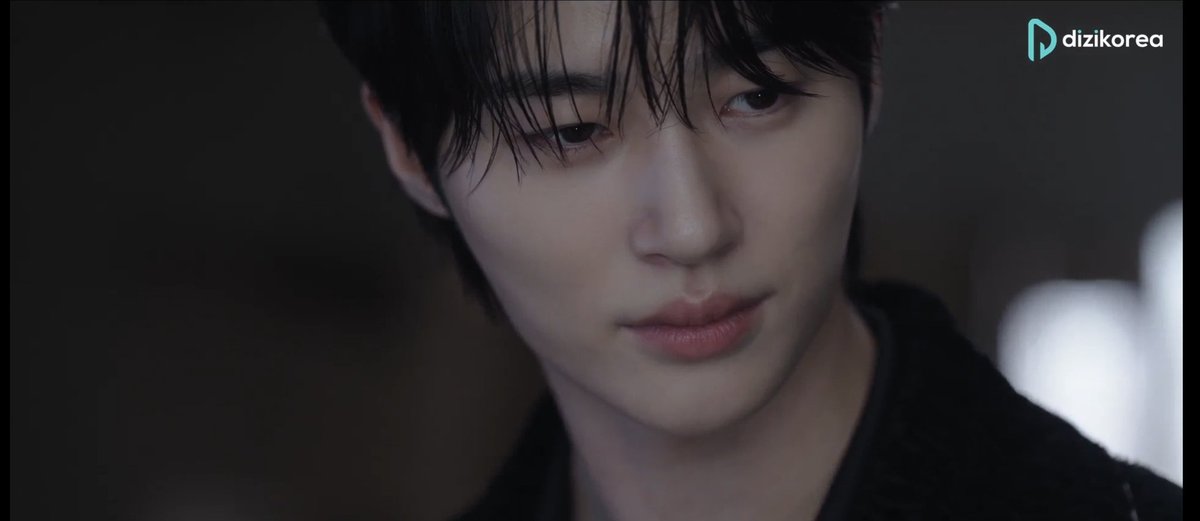 ᴇʟʏᴀ☘︎ tweet media