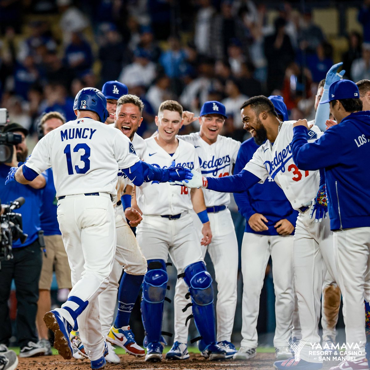 Los Angeles Dodgers tweet media