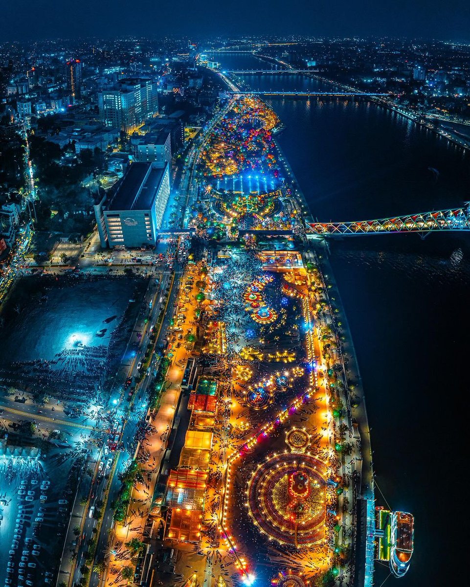 Gujarat Plus tweet media