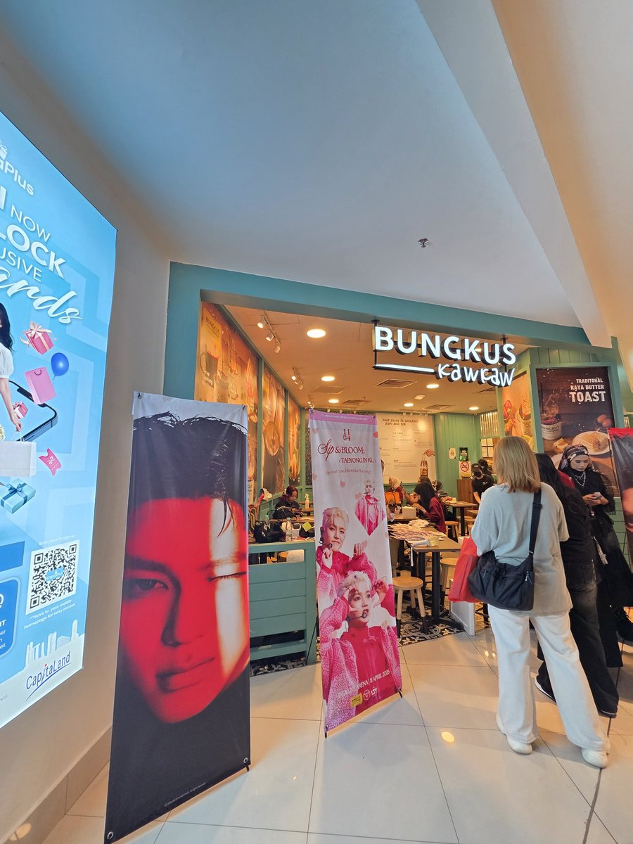 Withyongie71's tweet photo. Thank you for the lovely cupsleeve event, I enjoyed it so much🥰🌹💝

#TAEYONGinKL
#TY_TRACK_REMASTEREDinKL
#TAEYONG #태용 #TY_TRACK
#TY_TRACK_REMASTERED https://t.co/dFWFCw1Ayz
