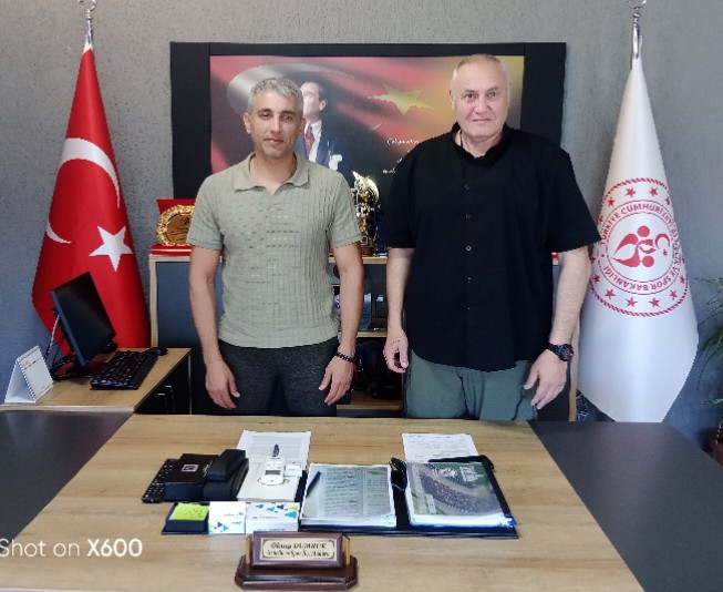 Bodrum Gençlik ve Spor ilçe müdürümüz Oktay Dumruk ile bir araya gelerek sporda gündemi ve yapılacak projeleri konuştuk..
Bodrum'da spora dair çalışmamı kendisine ilettim...
#bodrum #gençlikspor #proje  #planlama #spor