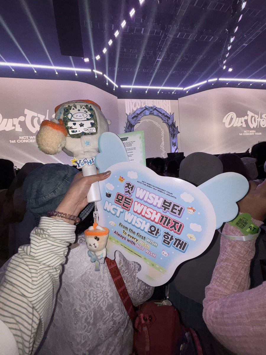 🕺🏼😽 tweet media