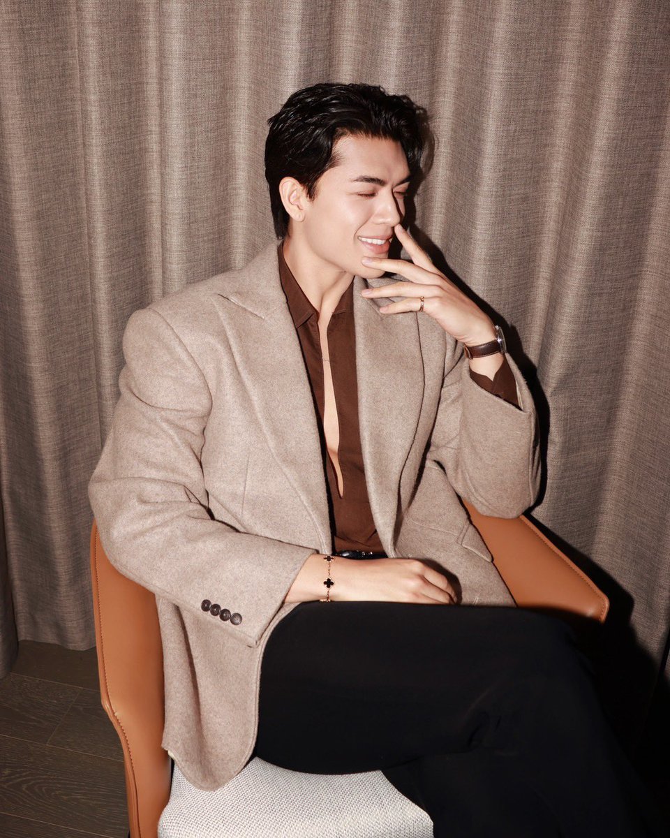 caramel🥞 #arnoldtua era tweet media