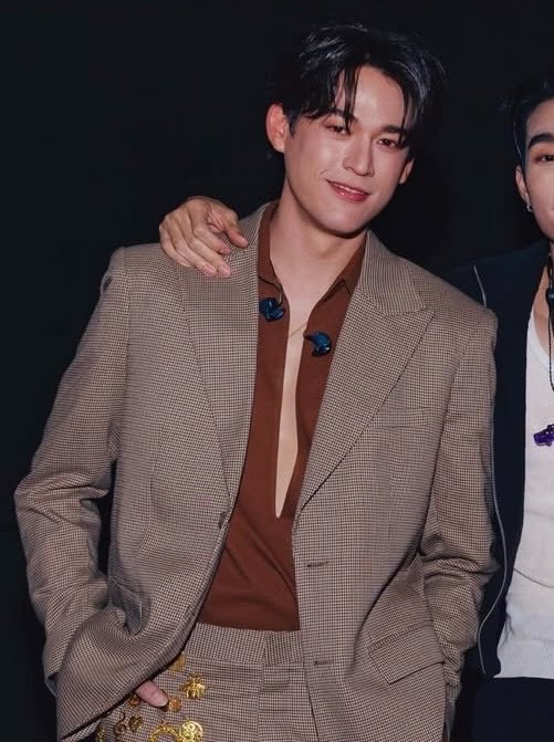 caramel🥞 #arnoldtua era tweet media