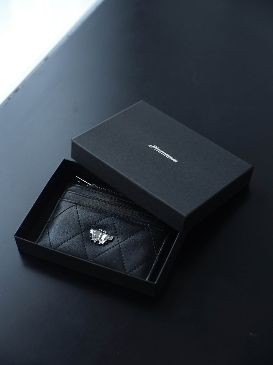 🦋Black cardcase🦋 柔らかで高級感のあるフェイクレザーのカード