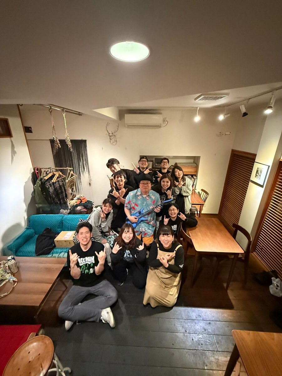 ヒカリ tweet media