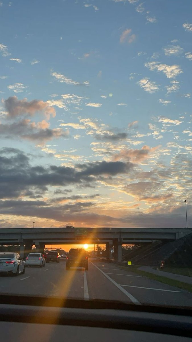 Simply_Ubee tweet media