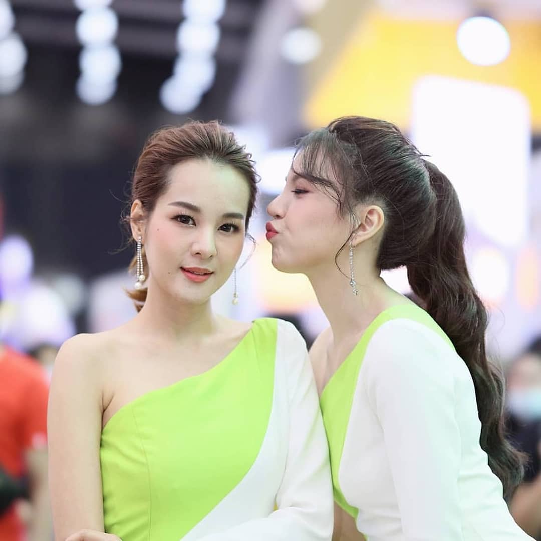 modelthaiXXX's tweet photo. Curvy Thai Girl with Presence https://t.co/6wO4h5J8nw