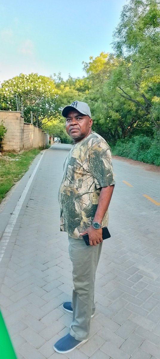 KehosaAfrica's tweet photo. Hon Omari Nyanje Mbuli, Kwale County Director, @KehosaAfrica Foundation. Hon. Mbuli is leading our educational, reforestation, mangrove restoration, ecotourism, SDGs and regenerative organic agriculture programming in close coordination with GoK Administration and Stakeholders. https://t.co/Jw4z8MVe9A