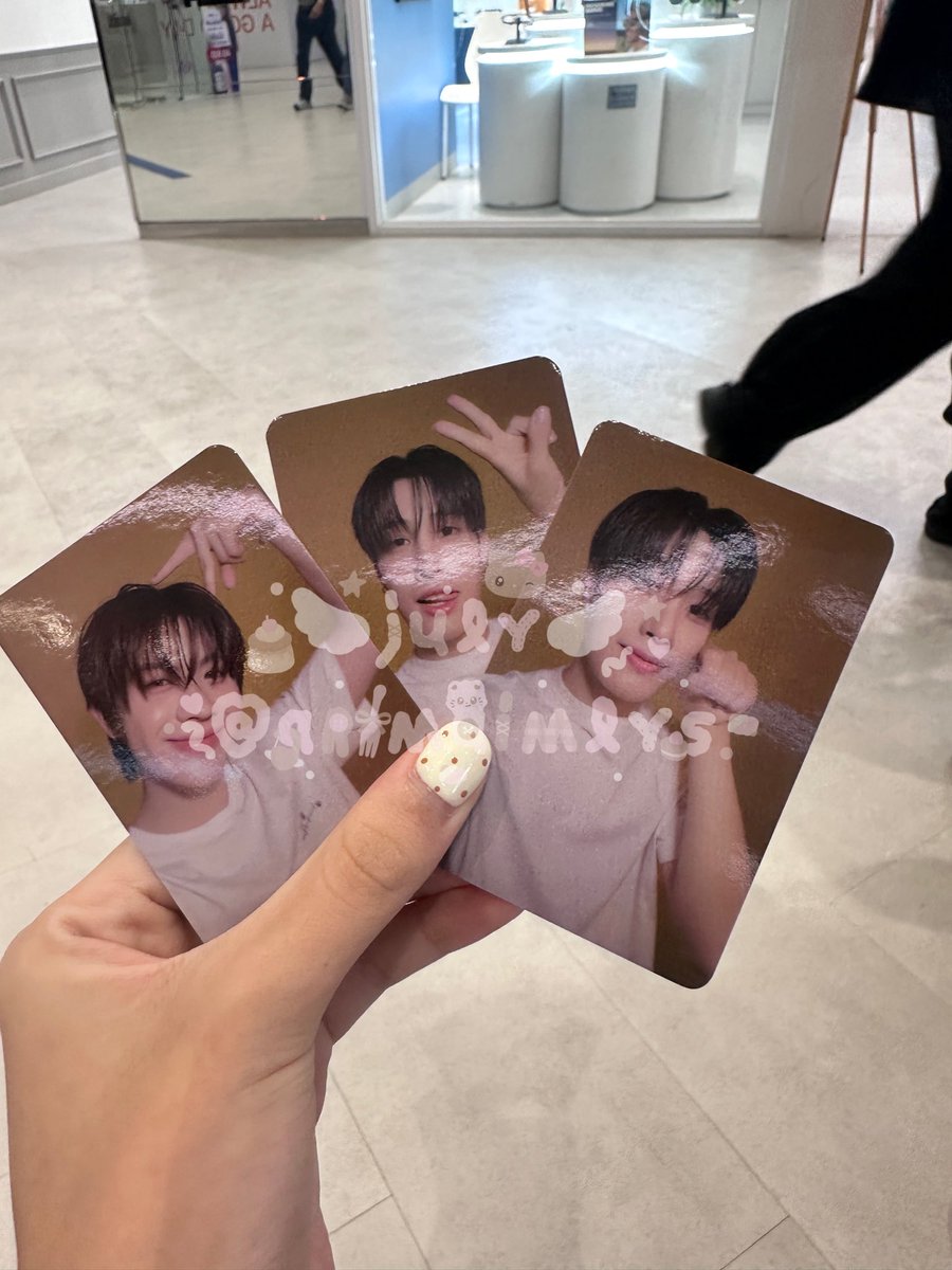 𓈒 ˖ ࣪ 𝜗𝜚 ׅ ۫ Julyy ⸝⸝ .☘︎ ݁˖ ( ติดเกมตอบช้า ) tweet media