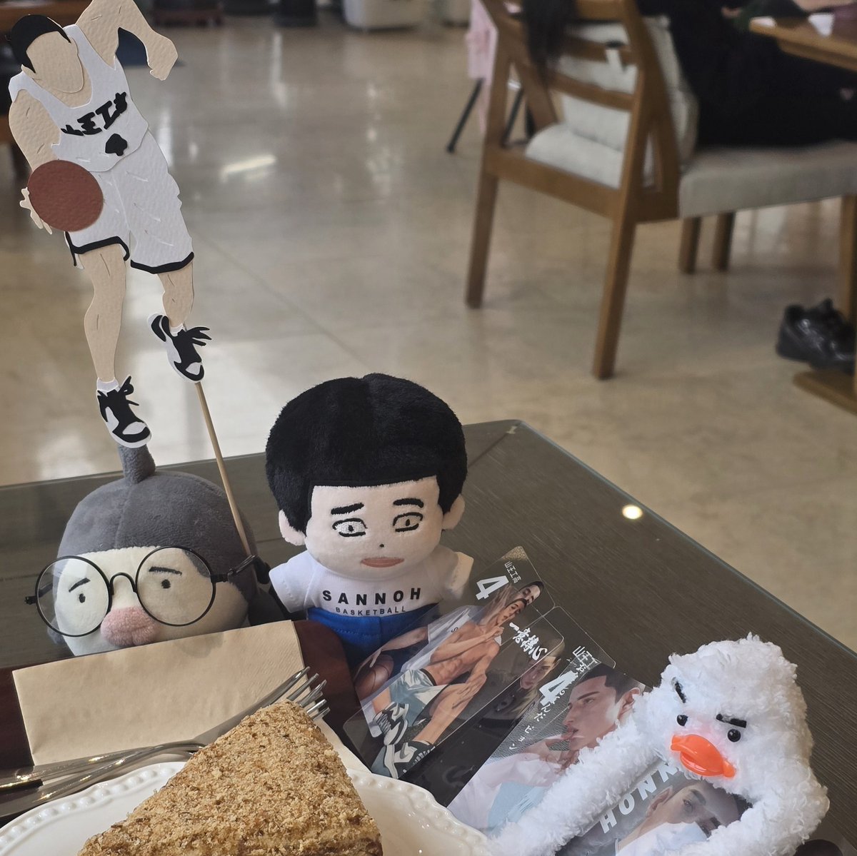 사운드와 패스를 훔치는 카여리 tweet media