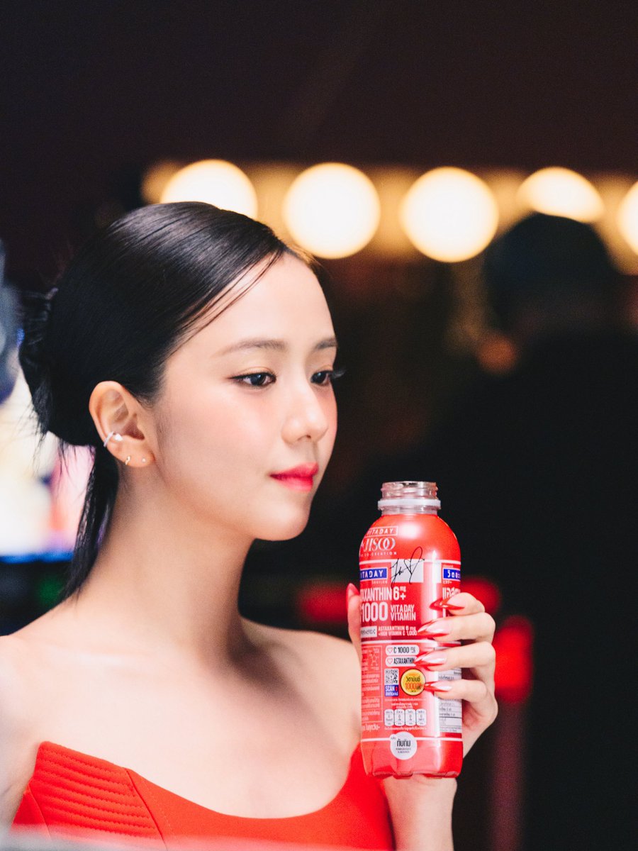 flOoweryy tweet media