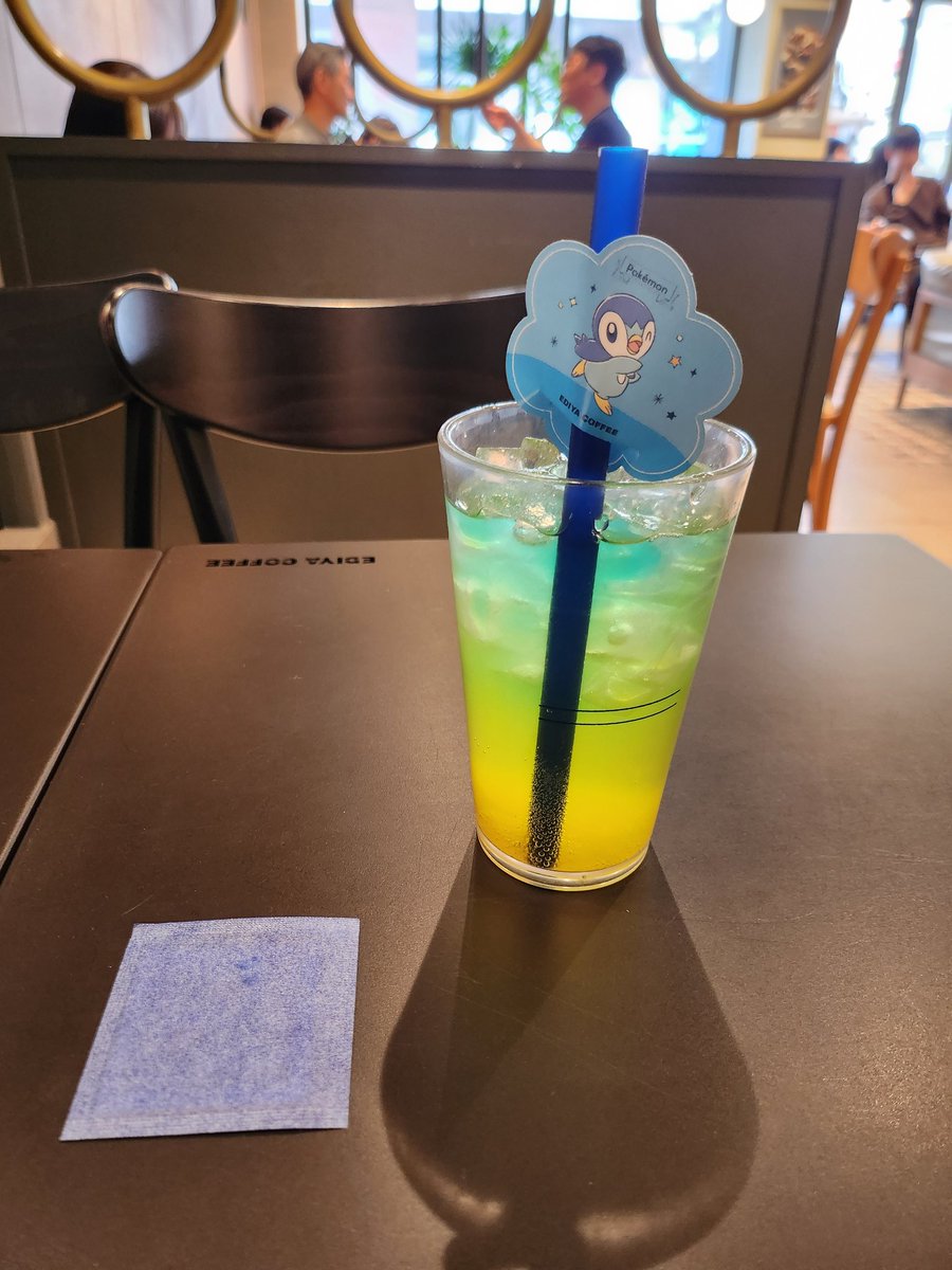 EDIYA COFFEE なんかポケモンコラボやってて、ポッチャマが来た