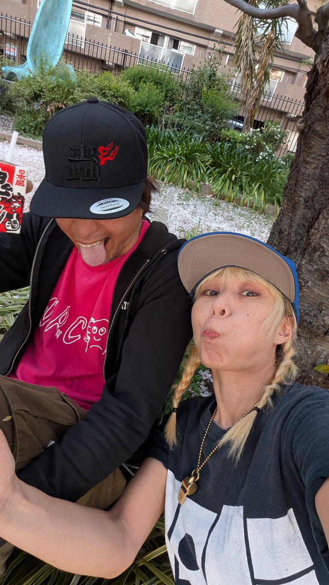 ティックさんとのんでる