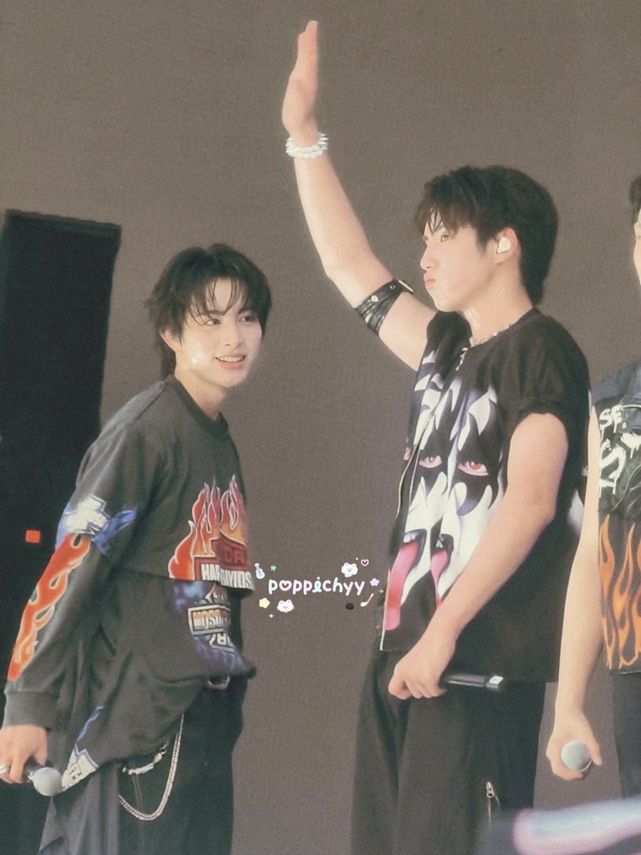 𝒑𝒐𝒑 ᥫ᭡. 𐭩ྀིྀི tweet media