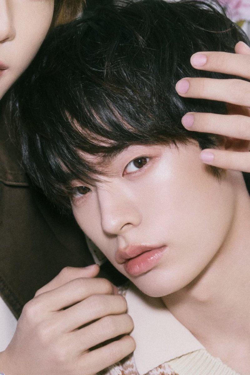 nongred🫕* tweet media