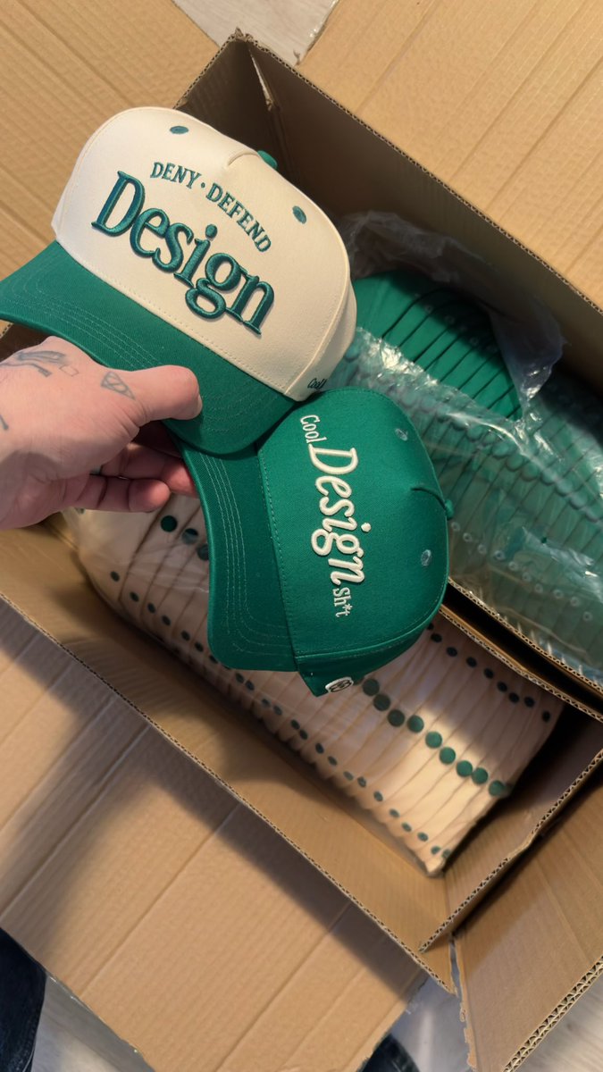 socoloffalex's tweet image. OFFF Festival is almost here! 🎉

If you’re gonna be in Barcelona next week for the event and want to hang out with me, @creativemints @DmitryLepisov @SamuelSiebler and the crew - join the Telegram chat, link in comments. 👇

P.s. There’s gonna be free caps for everyone! 🧢