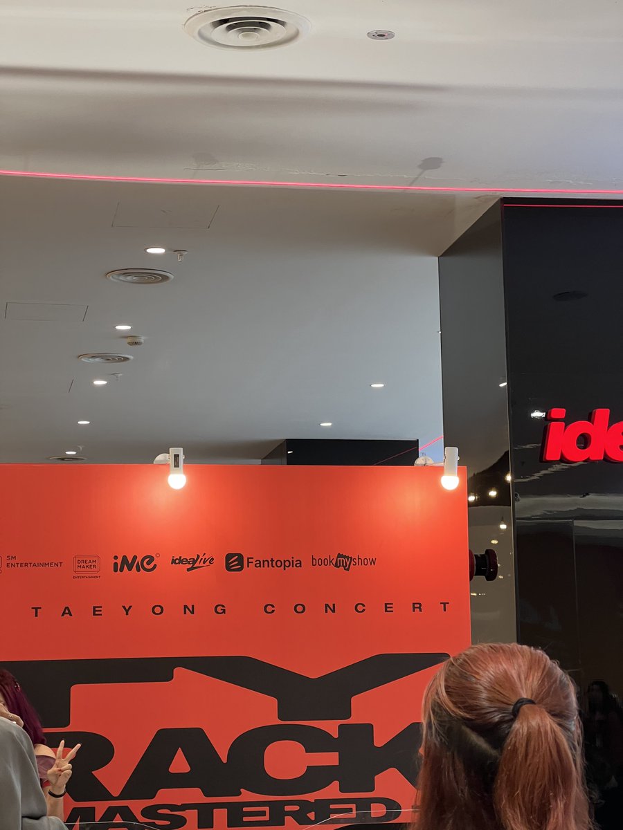 mir tomat 🍅 tweet media