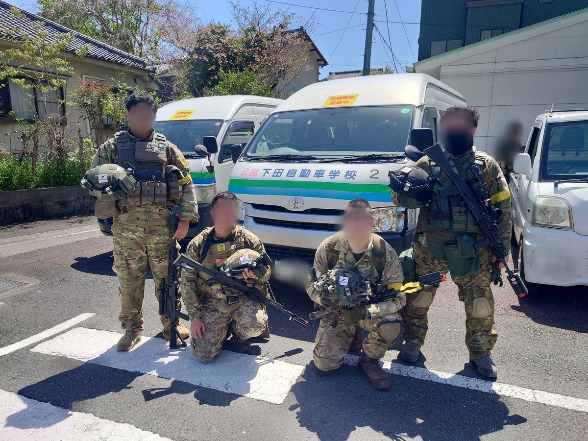 kazu1636's tweet photo. 下田自動車強襲学校で、自動車の強襲を学びました。
私たちは、REDSPEAR
人材派遣の、REDSPEAR！ https://t.co/Tn9aOQKNg5