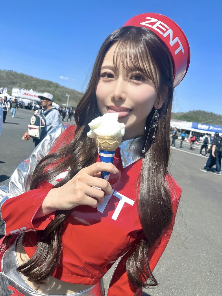 名取くるみ tweet media