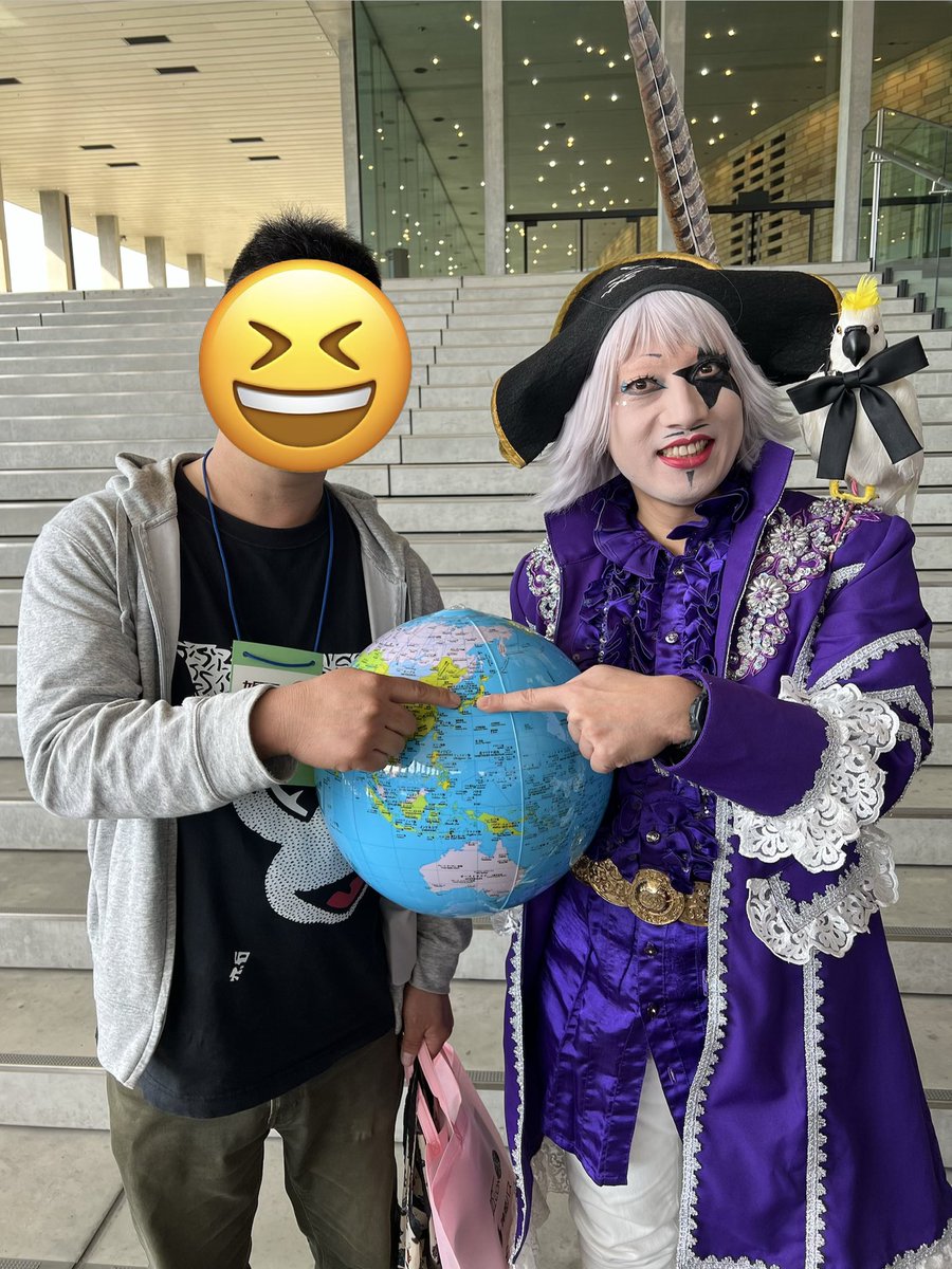 ギレン総帥 tweet media