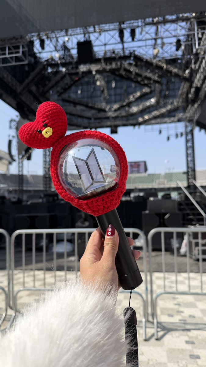 Ayasthv | @thvarsnd tweet media