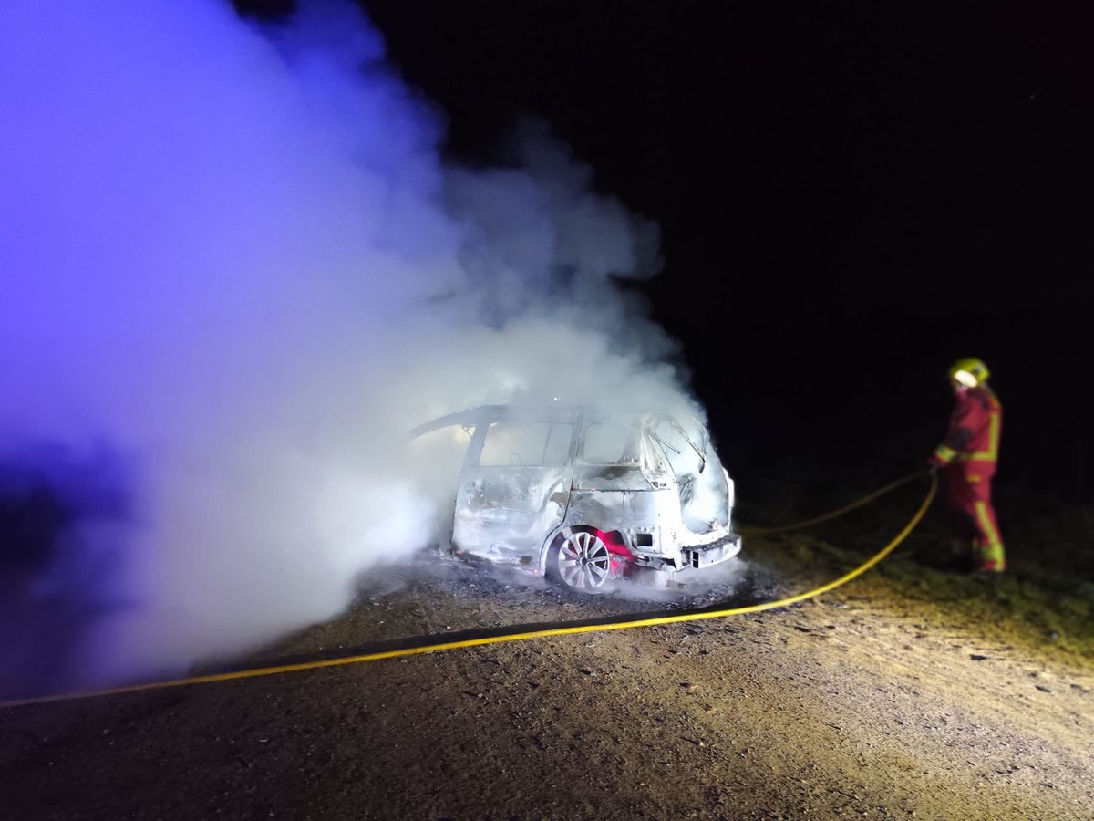 Bomberos de León tweet media