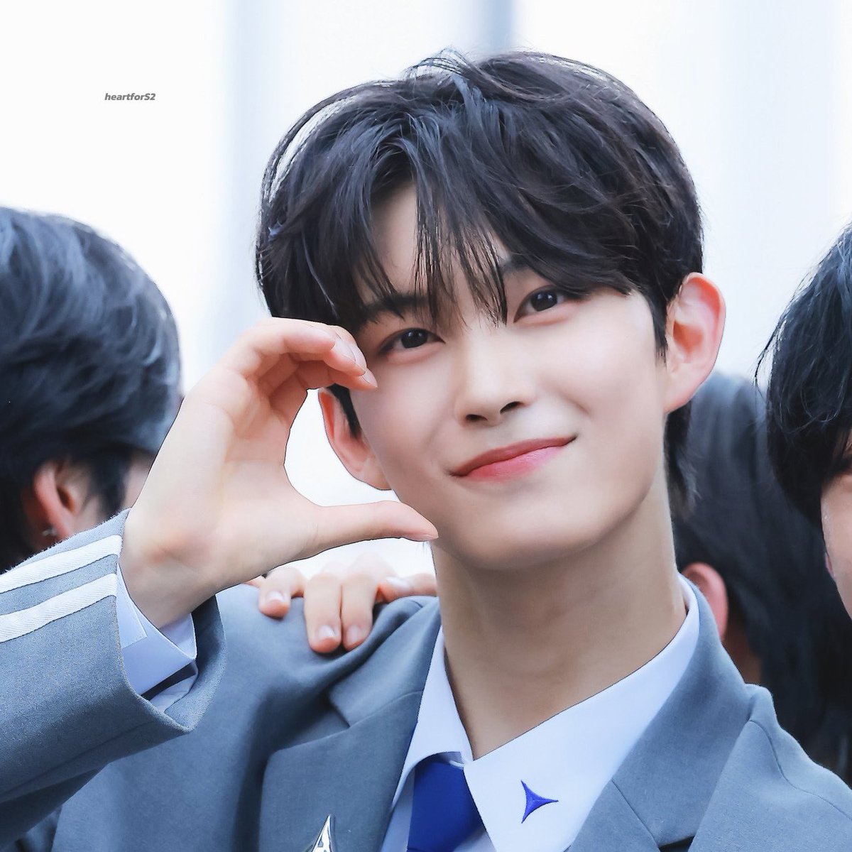 geonwooprotect's tweet photo. happy bday geonwoo imy ily :”)

#Blooming23WithGeonwoo
#어디있다_이제왔어_건우생일
#だいすきむごぬ記念日
#金虔佑0411生日快乐 https://t.co/kYlaW43UK3